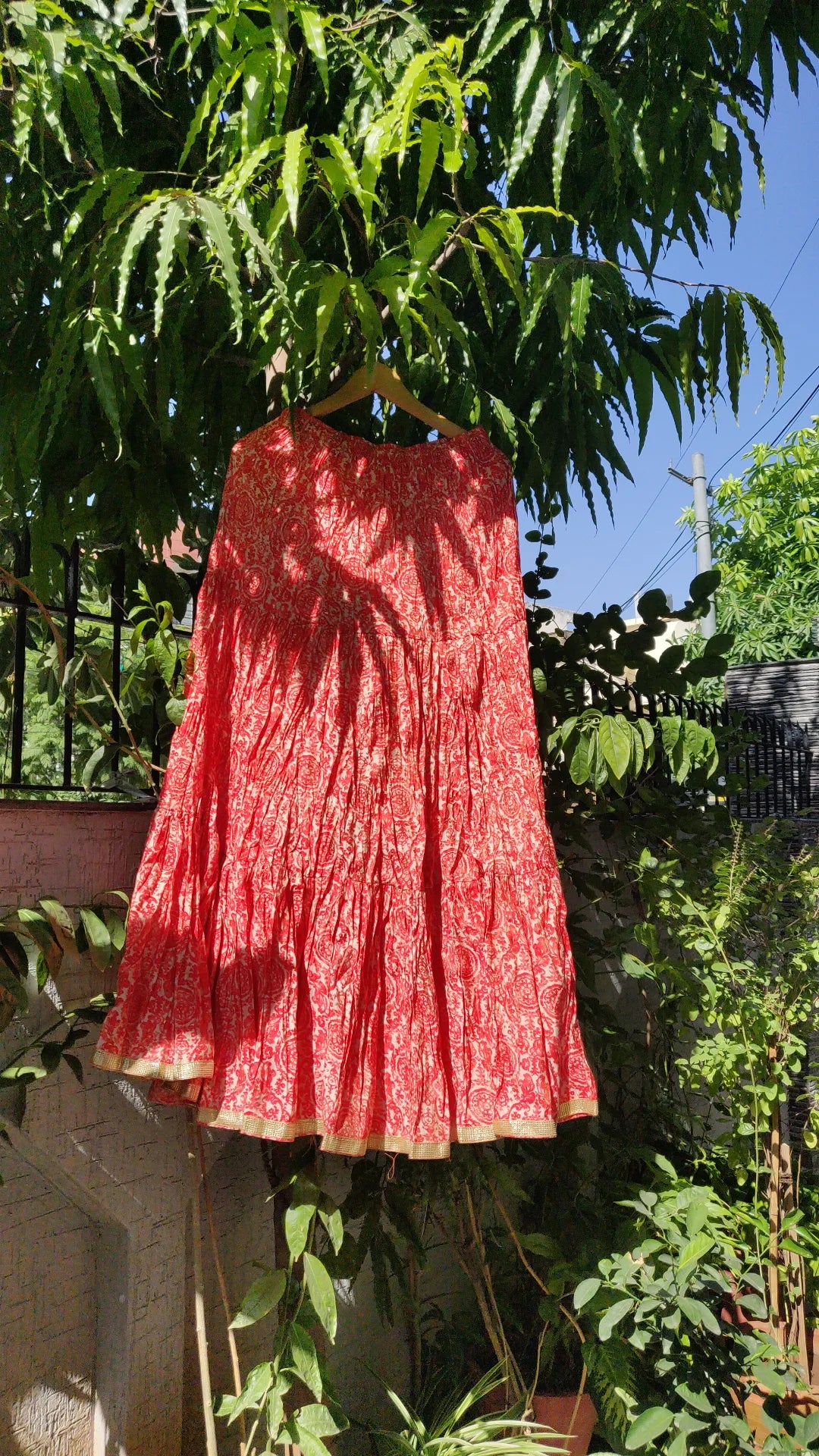Carrot red long skirt